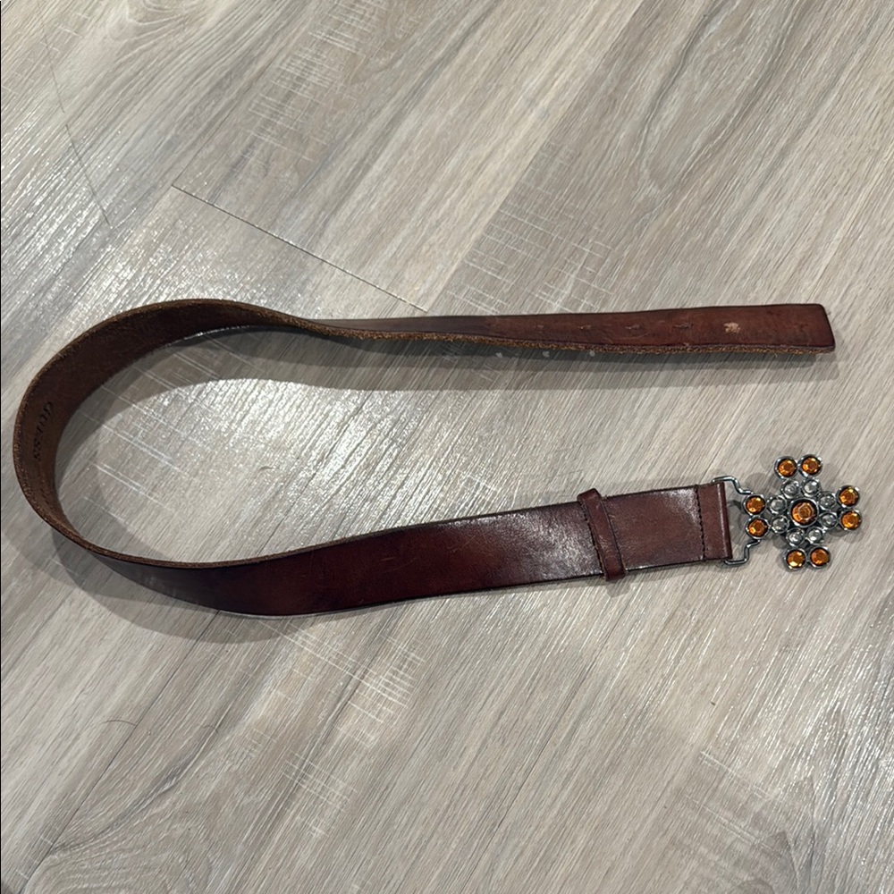 Vintage Guess Brown Genuine Leather Belt Sz. M Rhinestones Boho Chic Western